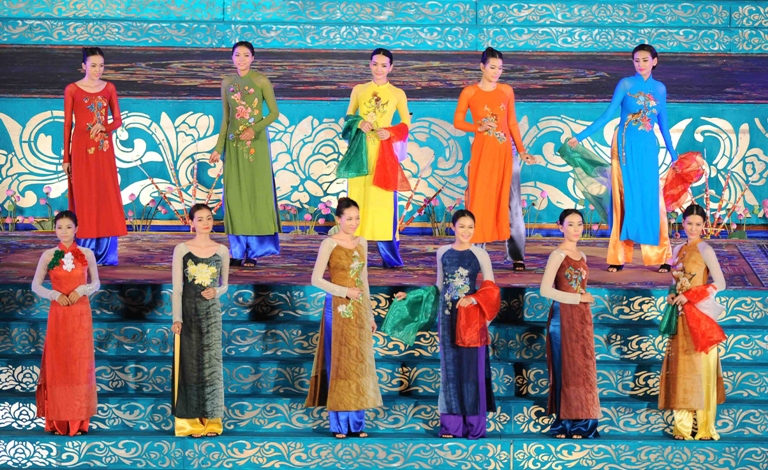 Ấn tượng tour đầu tiên tại Festival Huế 2014 ảnh 1